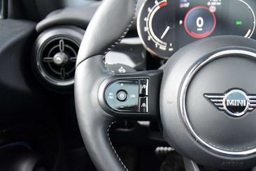 Mini Cooper JCW Cooper — photo 31