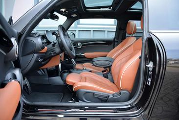 Mini Cooper JCW Cooper — photo 37