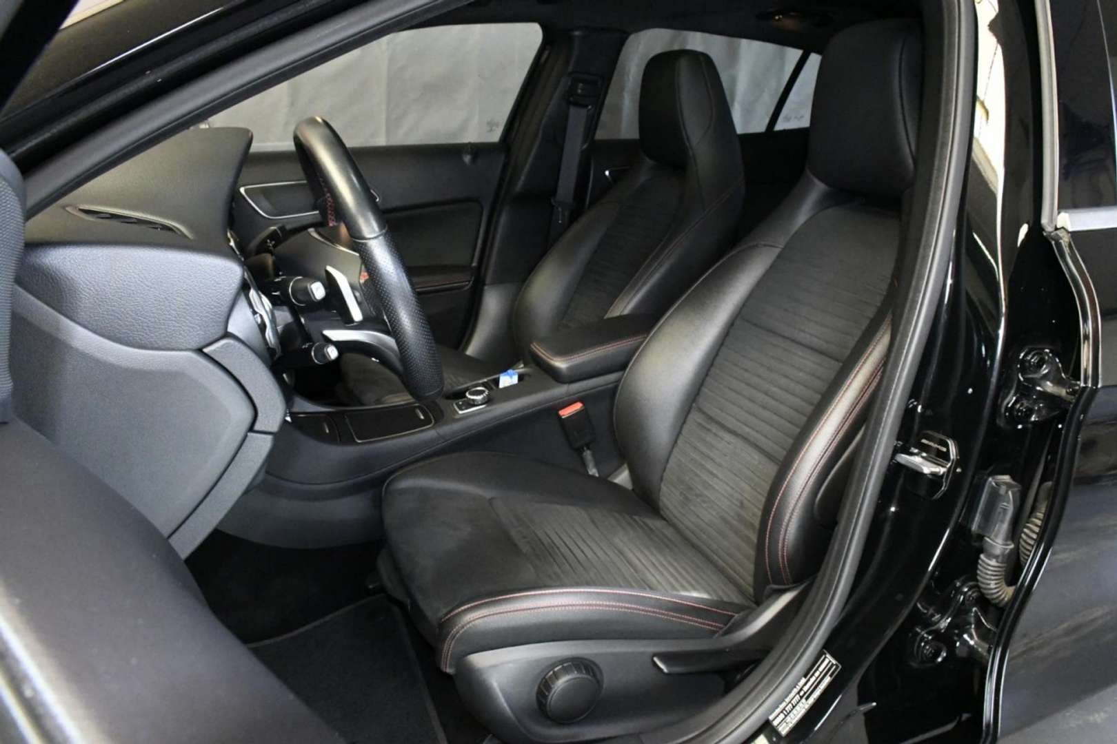 Mercedes GLA 250 AMG Line - 2019 - Joinsteer - #15