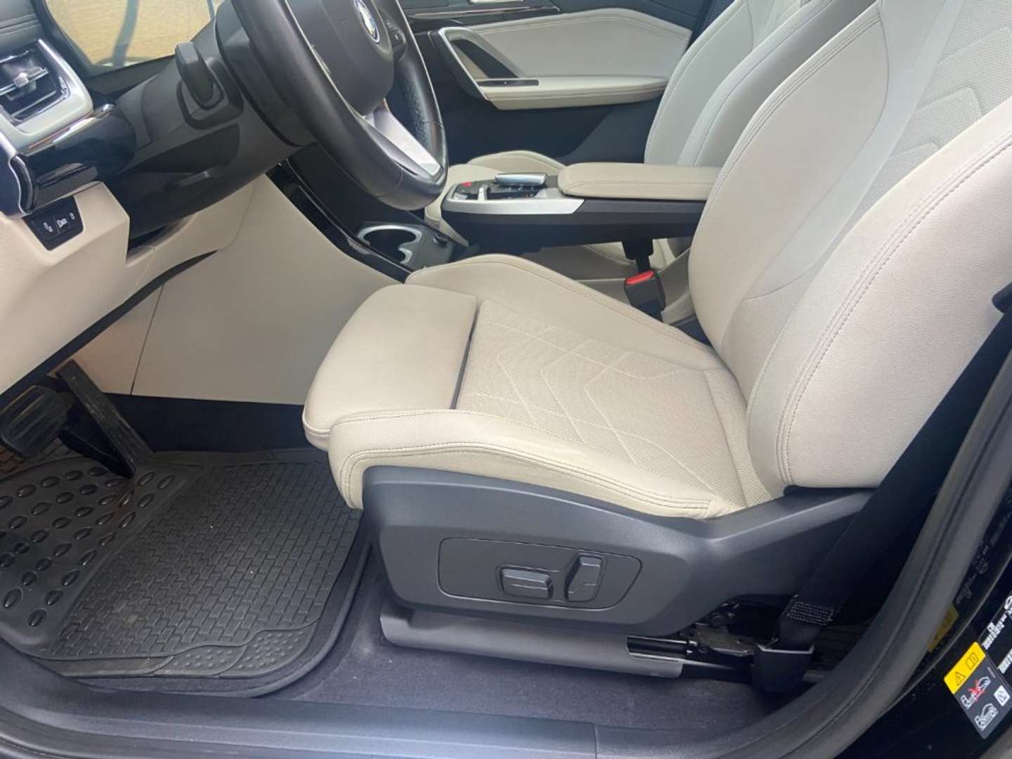 BMW IX1 XDrive30 - 2023 - Joinsteer - #7