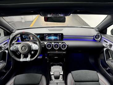 Mercedes Classe A45 AMG 45 AMG Line — photo 9