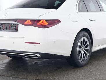 Mercedes Classe E 200 — photo 8
