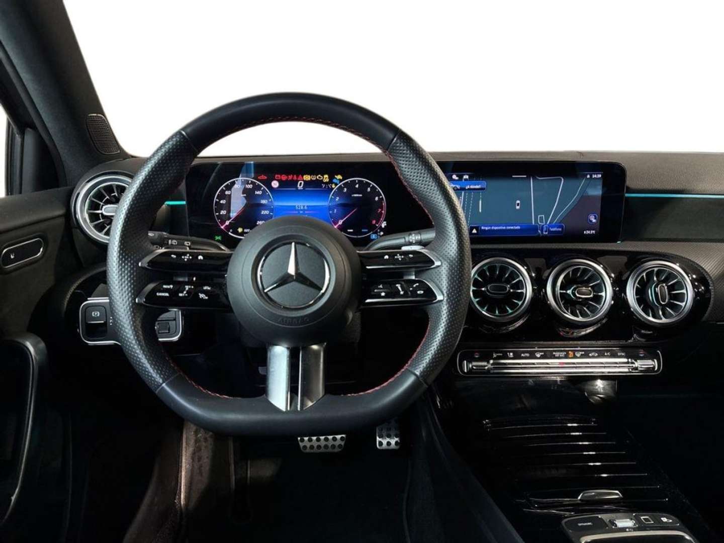 Mercedes Classe A 180 AMG Line - 2025 - Joinsteer - #11