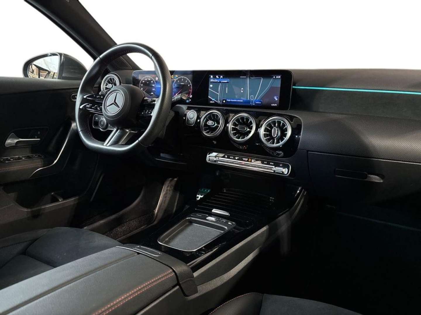Mercedes Classe A 180 AMG Line - 2025 - Joinsteer - #15