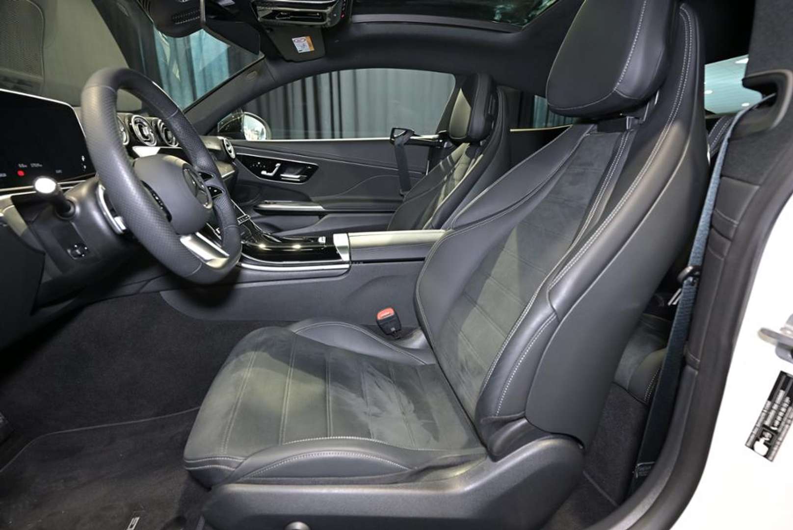 Mercedes CLE 300 E Coupé 300 Night Edition - 2024 - Joinsteer - #3