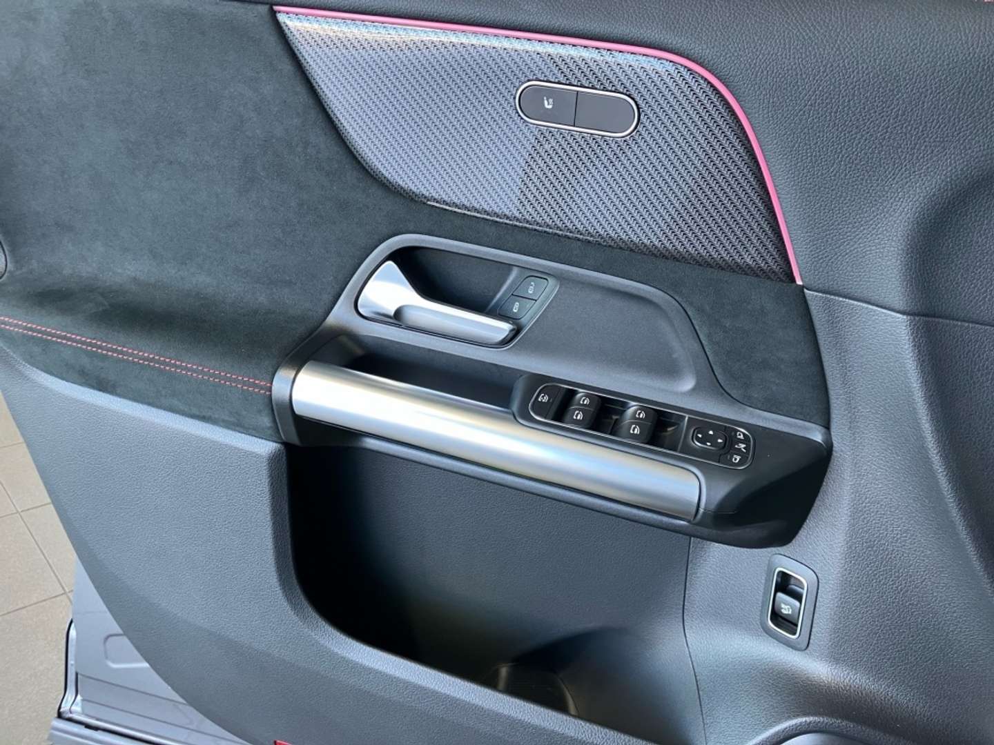 Mercedes GLA 200 AMG Line - 2025 - Joinsteer - #14