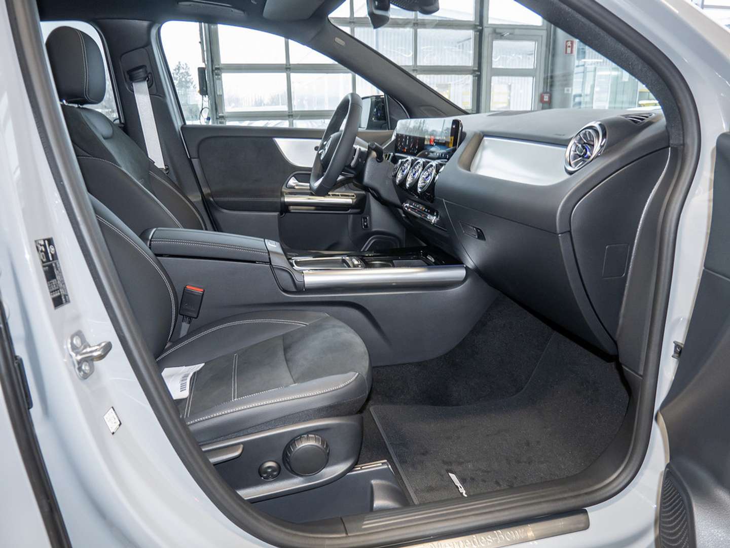 Mercedes GLA 200 AMG Line - 2026 - Joinsteer - #2