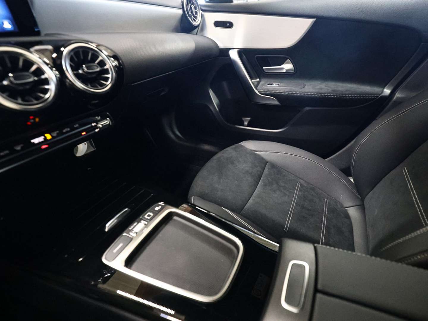 Mercedes Classe A 180 AMG Line - 2026 - Joinsteer - #15