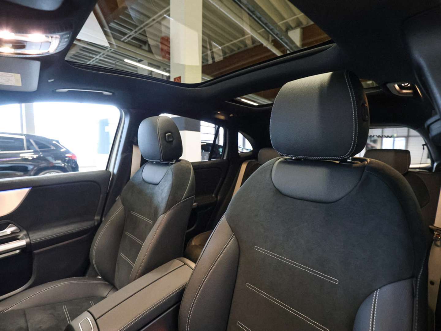 Mercedes GLA 200 AMG Line - 2026 - Joinsteer - #27