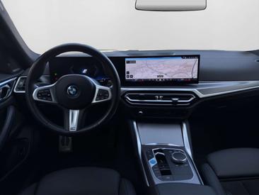 BMW I4 40 EDrive M Sport — photo 16