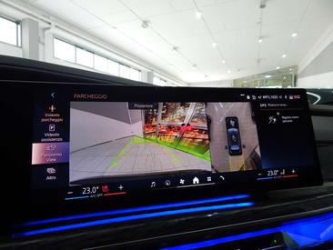 BMW I7 EDrive50 — photo 9