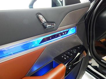 BMW I7 EDrive50 — photo 13