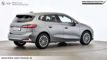 BMW 218i — photo 8