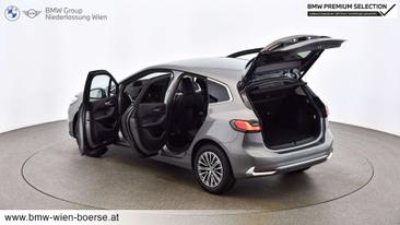 BMW 218i — photo 10