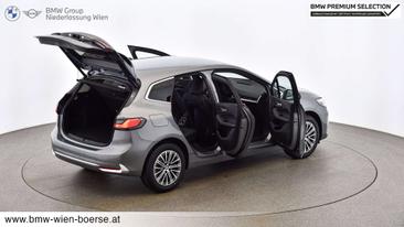 BMW 218i — photo 11
