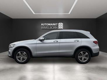 Mercedes GLC 300e — photo 11