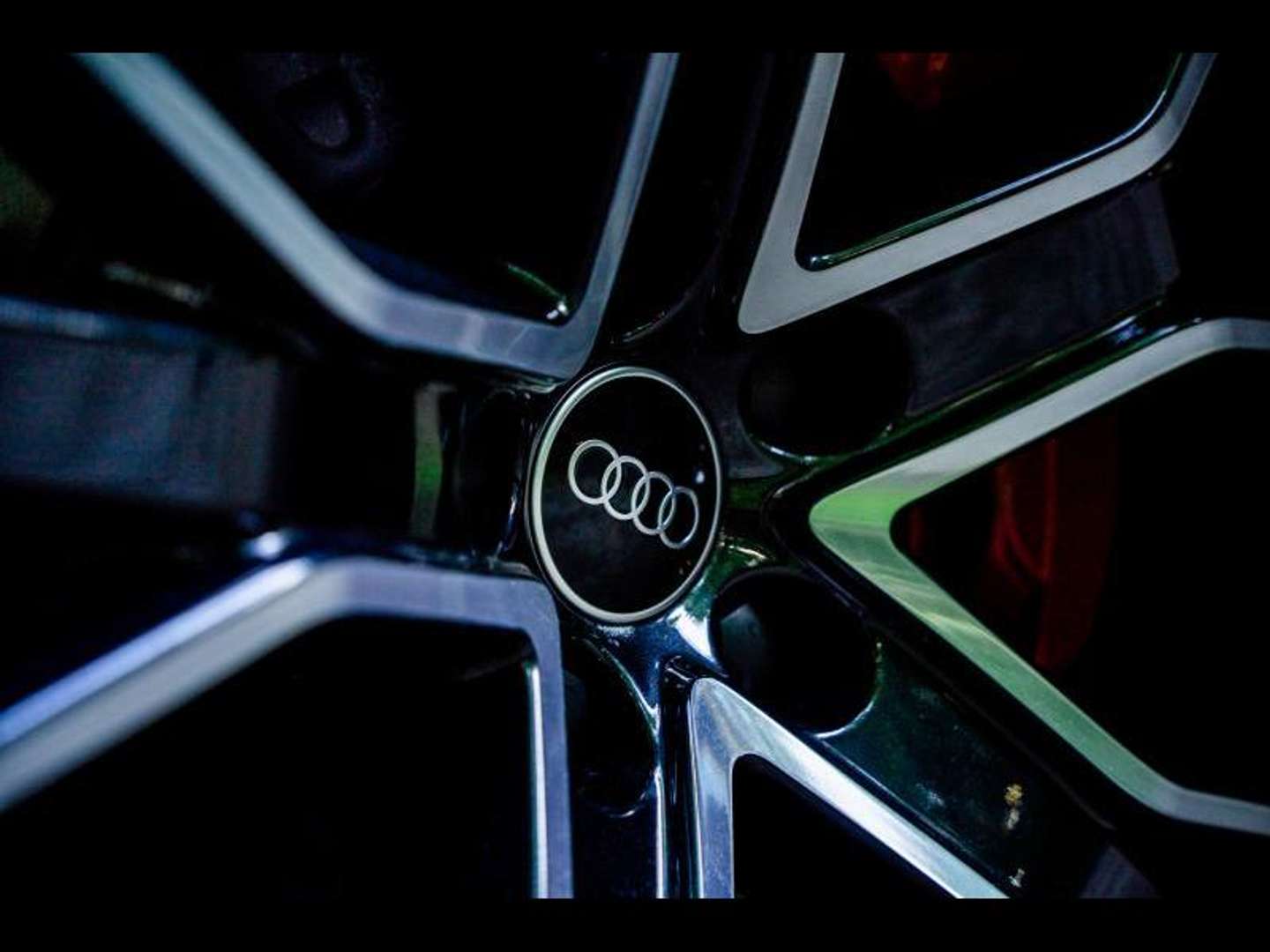 Audi Q7 S Line 60 TFSIe - 2025 - Joinsteer - #21