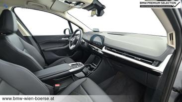 BMW 218i — photo 24
