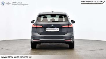 BMW 218d — photo 2