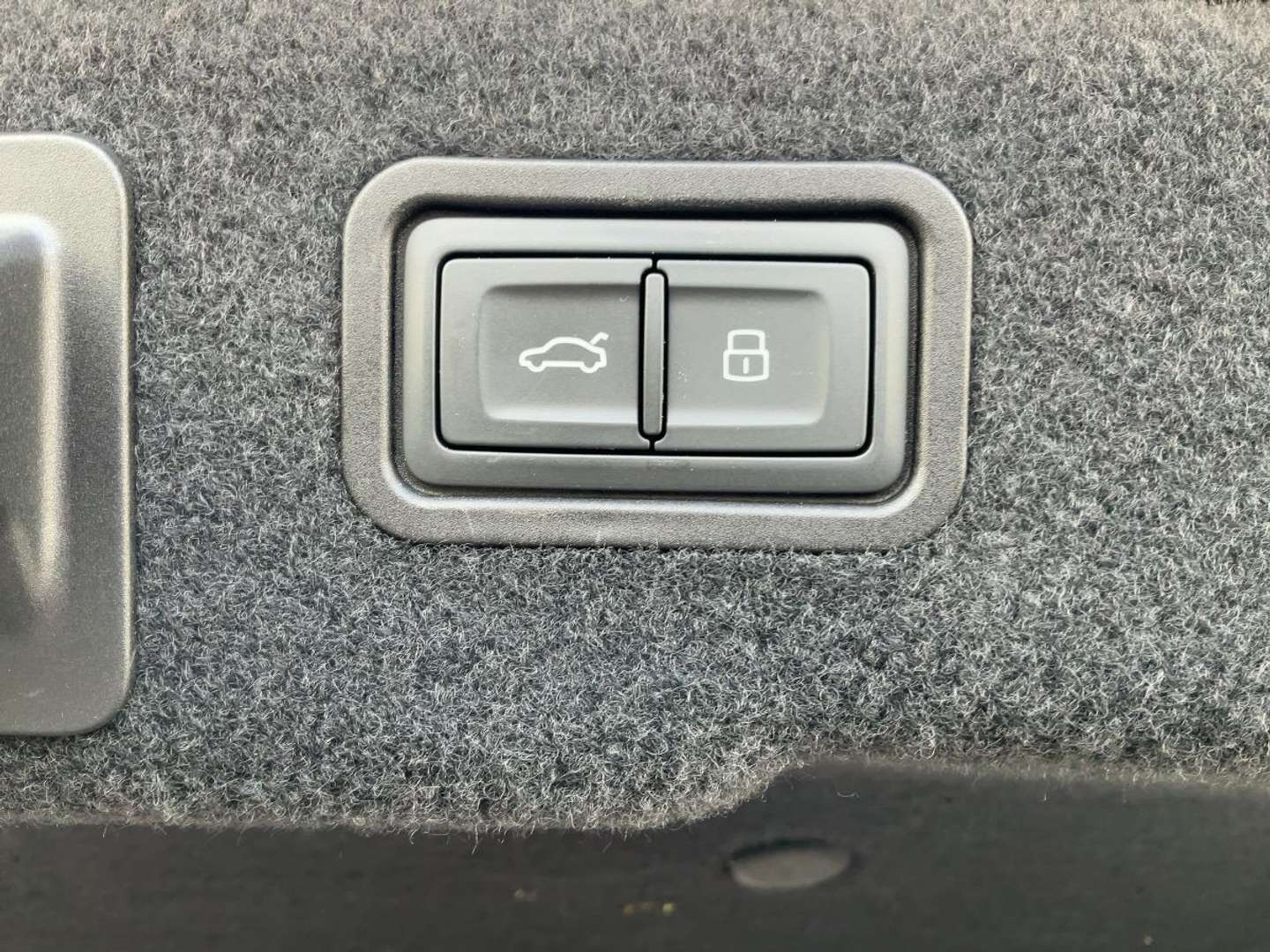 Audi A8 L 60 TFSI E - 2022 - Joinsteer - #14