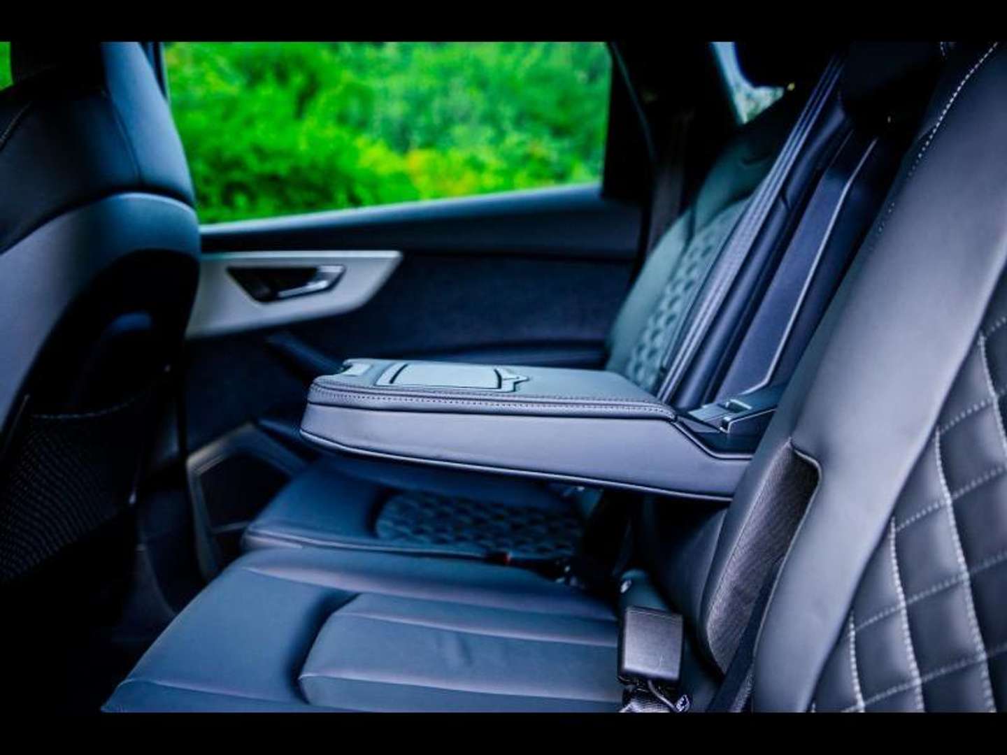 Audi Q7 S Line 60 TFSIe - 2025 - Joinsteer - #36