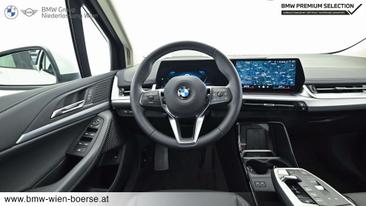 BMW 218d — photo 14