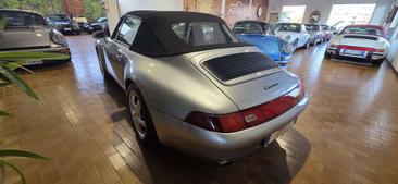 Porsche 993 Carrera 2 — photo 5