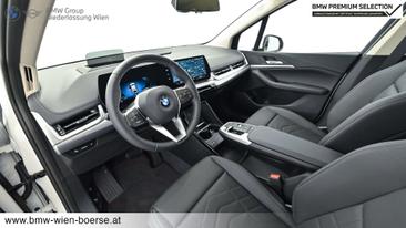 BMW 218d — photo 18
