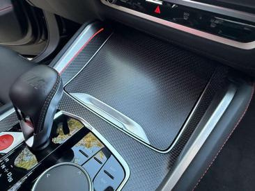 BMW XM RED LABEL — photo 8