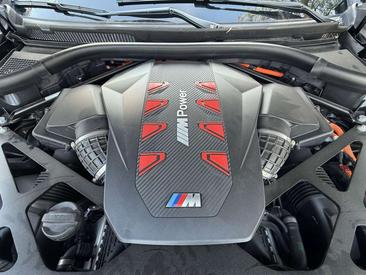 BMW XM RED LABEL — photo 15