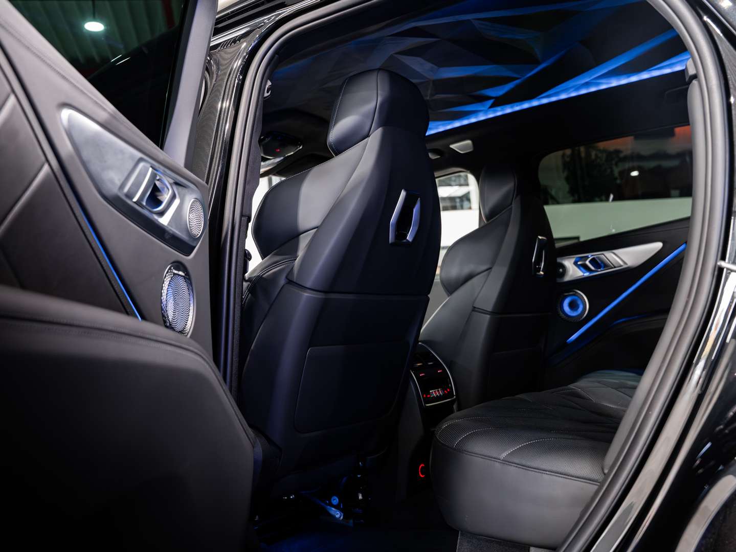 BMW XM M Sport PHEV 4.4AS - 2023 - Joinsteer - #16