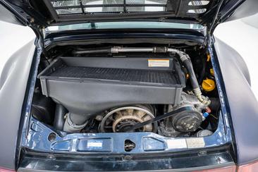 Porsche 964 Turbo — photo 27