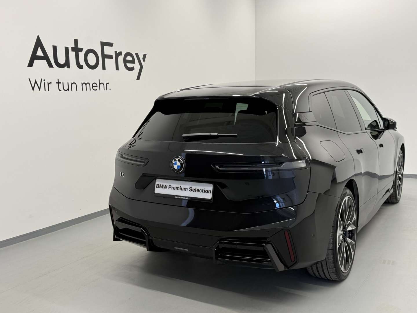 BMW IX XDrive60 - 2025 - Joinsteer - #2