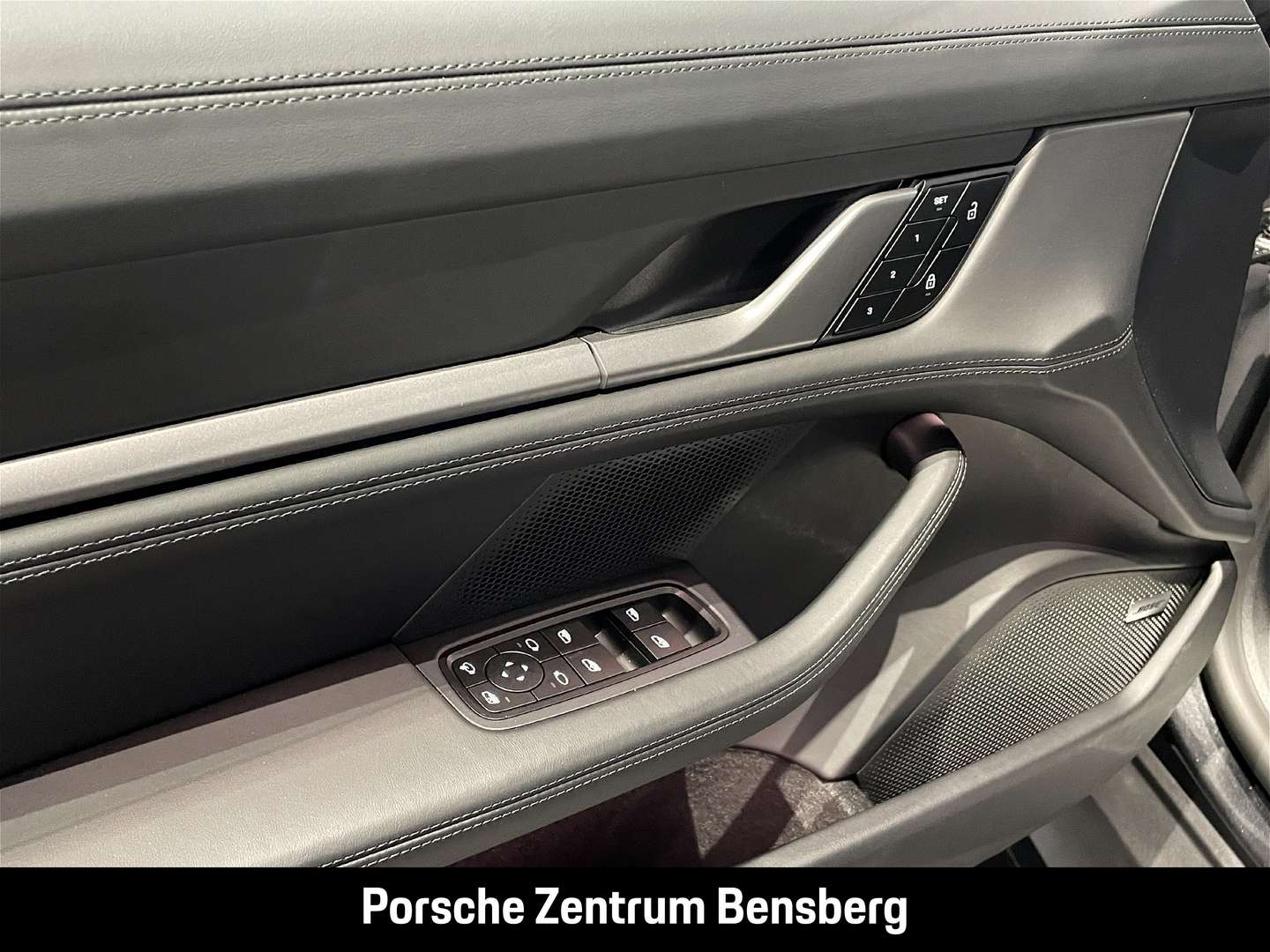 Porsche Taycan 4S - 2025 - Joinsteer - #24