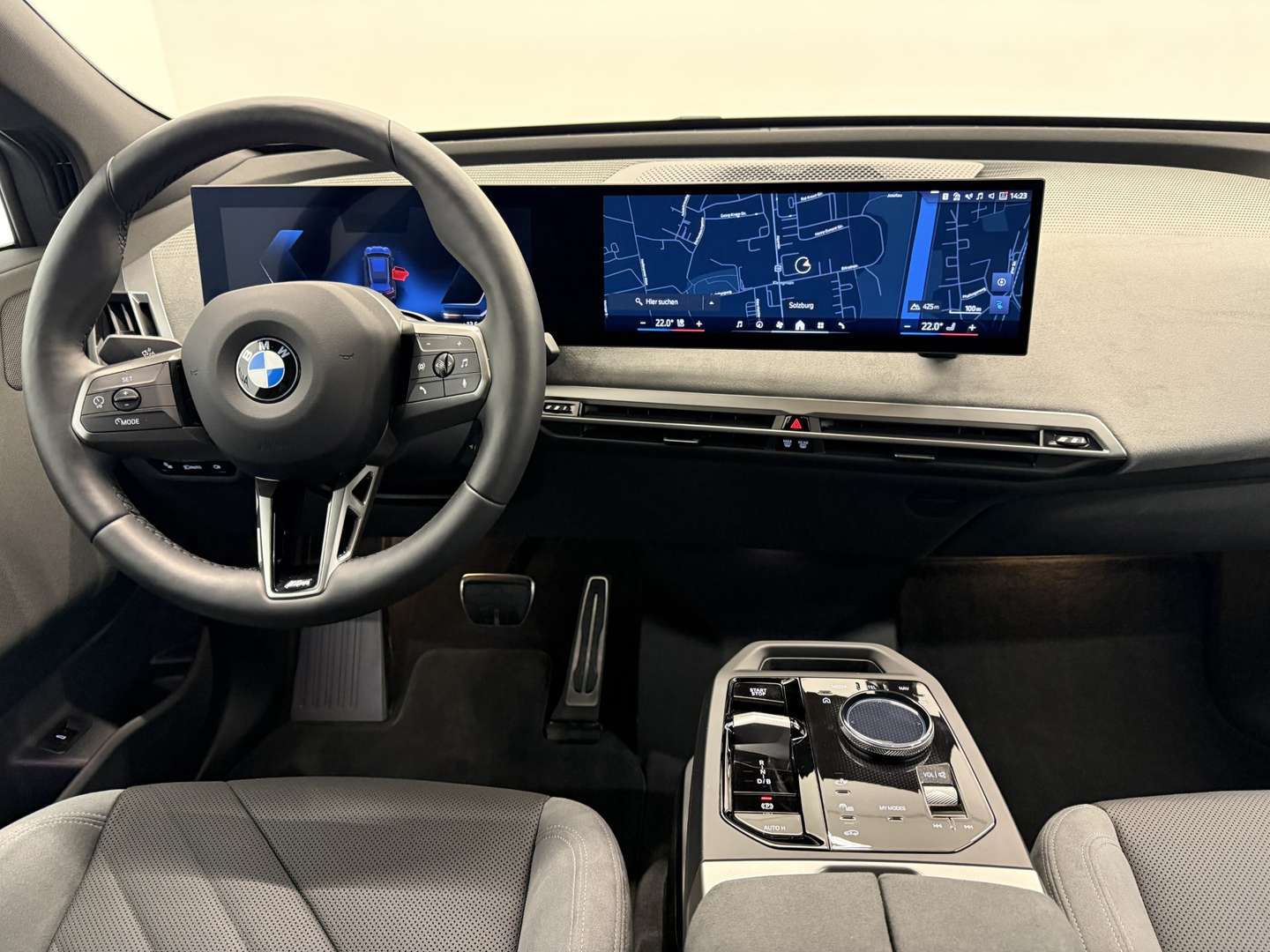BMW IX XDrive60 - 2025 - Joinsteer - #6