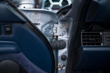 Porsche 993 Carrera 2 — photo 42