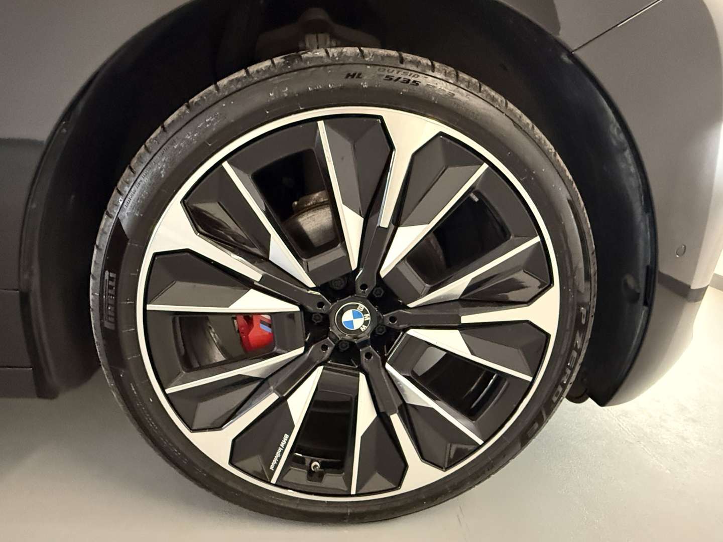 BMW IX XDrive60 - 2025 - Joinsteer - #17