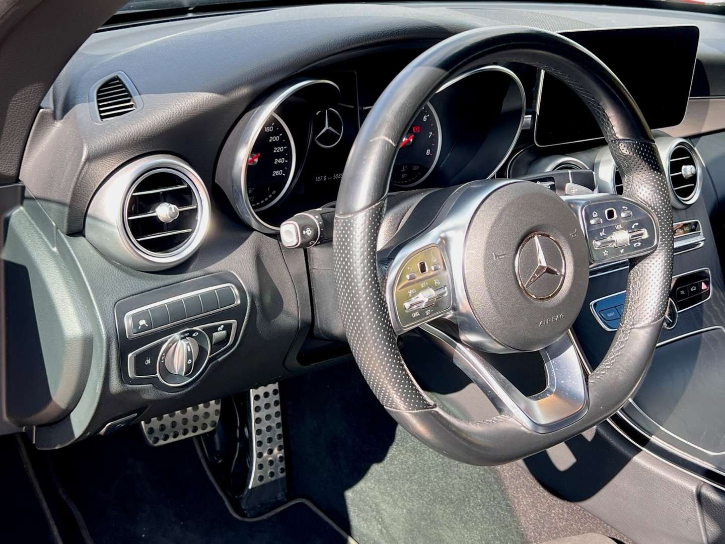 Mercedes Classe C Cabriolet 180 AMG Line - 2022 - Joinsteer - #32