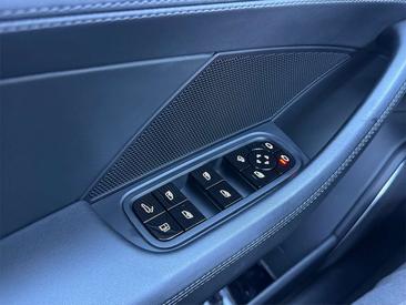 Porsche Panamera I — photo 28