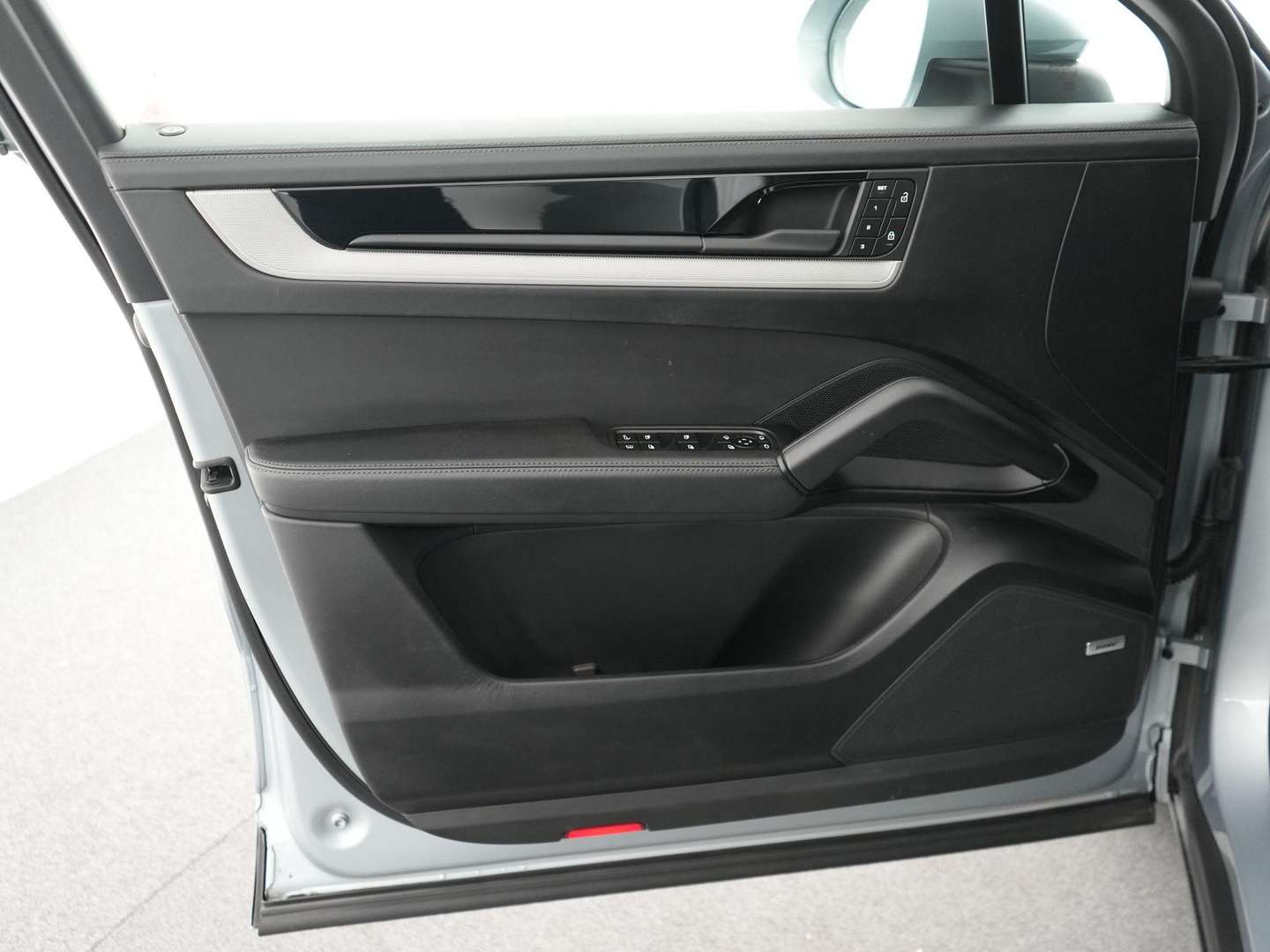 Porsche Cayenne III E-Hybrid - 2025 - Joinsteer - #17