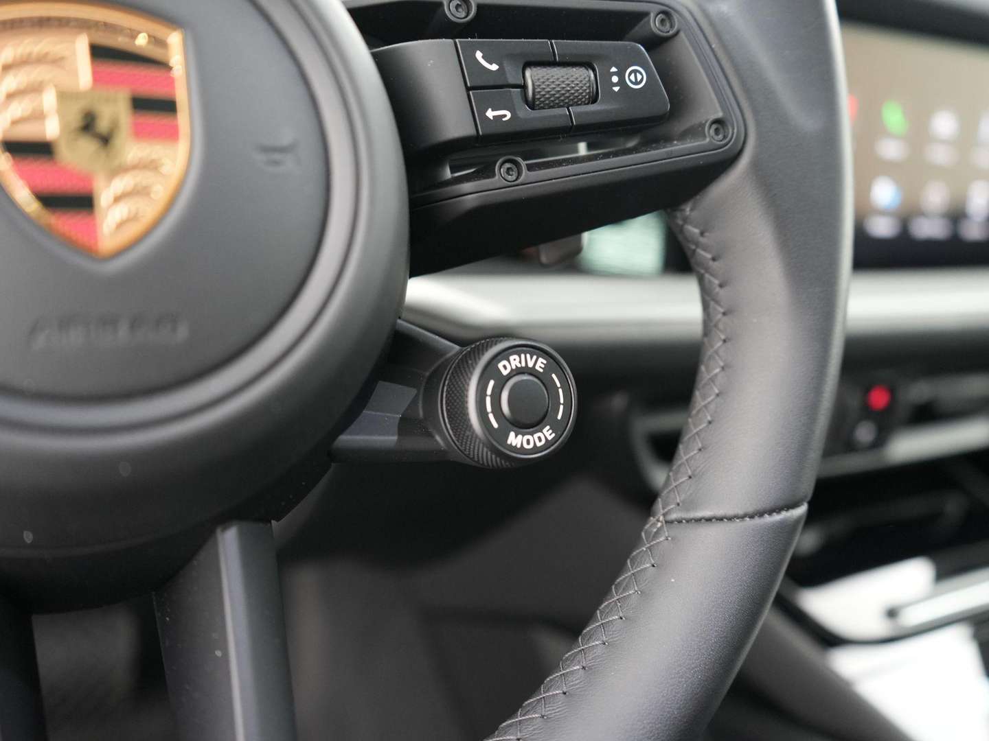 Porsche Cayenne III E-Hybrid - 2025 - Joinsteer - #24