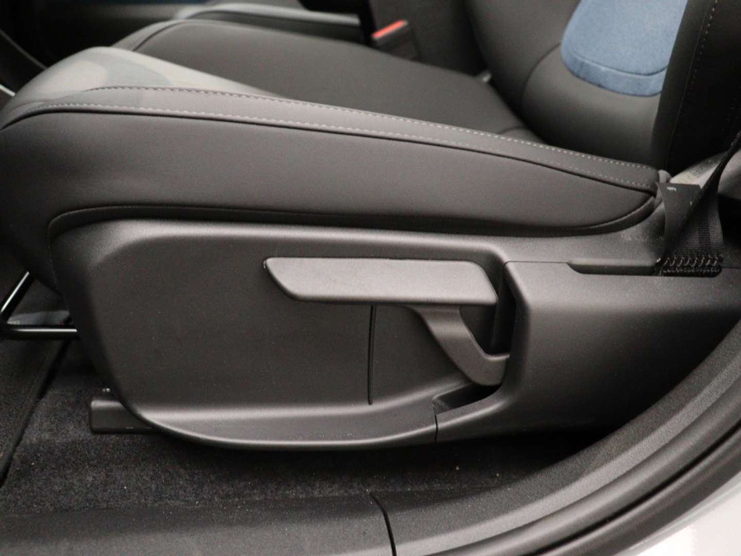 Volvo EX30 Recharge Plus - 2024 - Joinsteer - #12