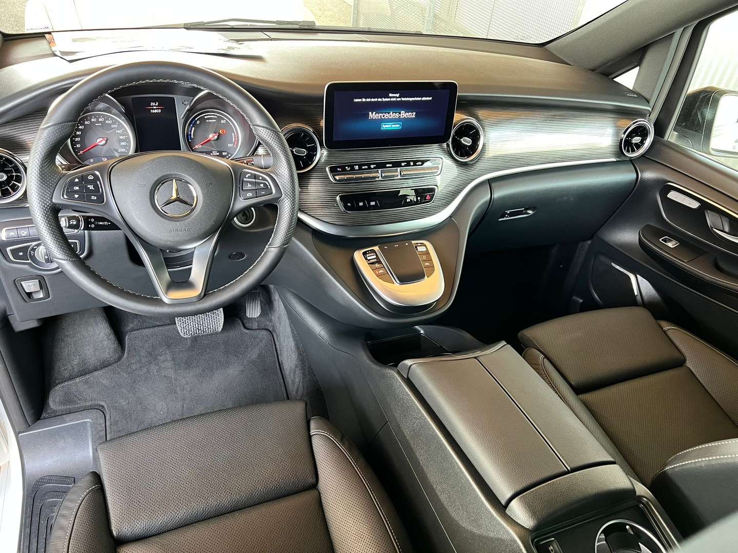 Mercedes EQV 300 - 2023 - Joinsteer - #11