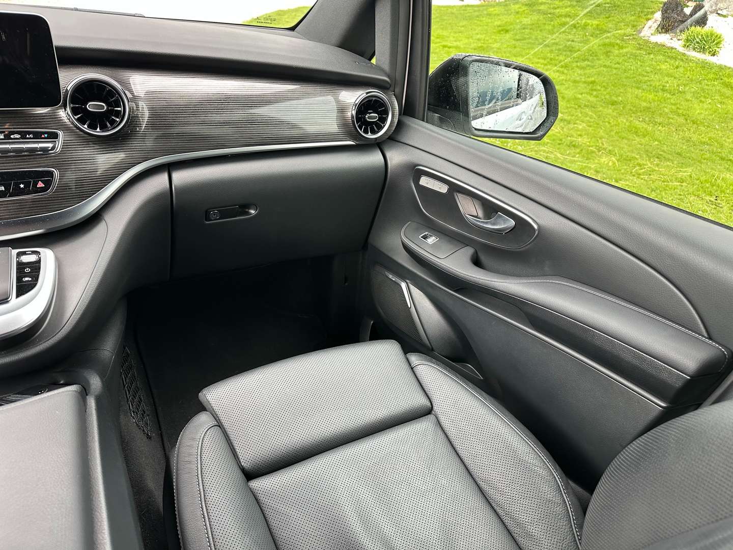 Mercedes EQV 300 - 2023 - Joinsteer - #18