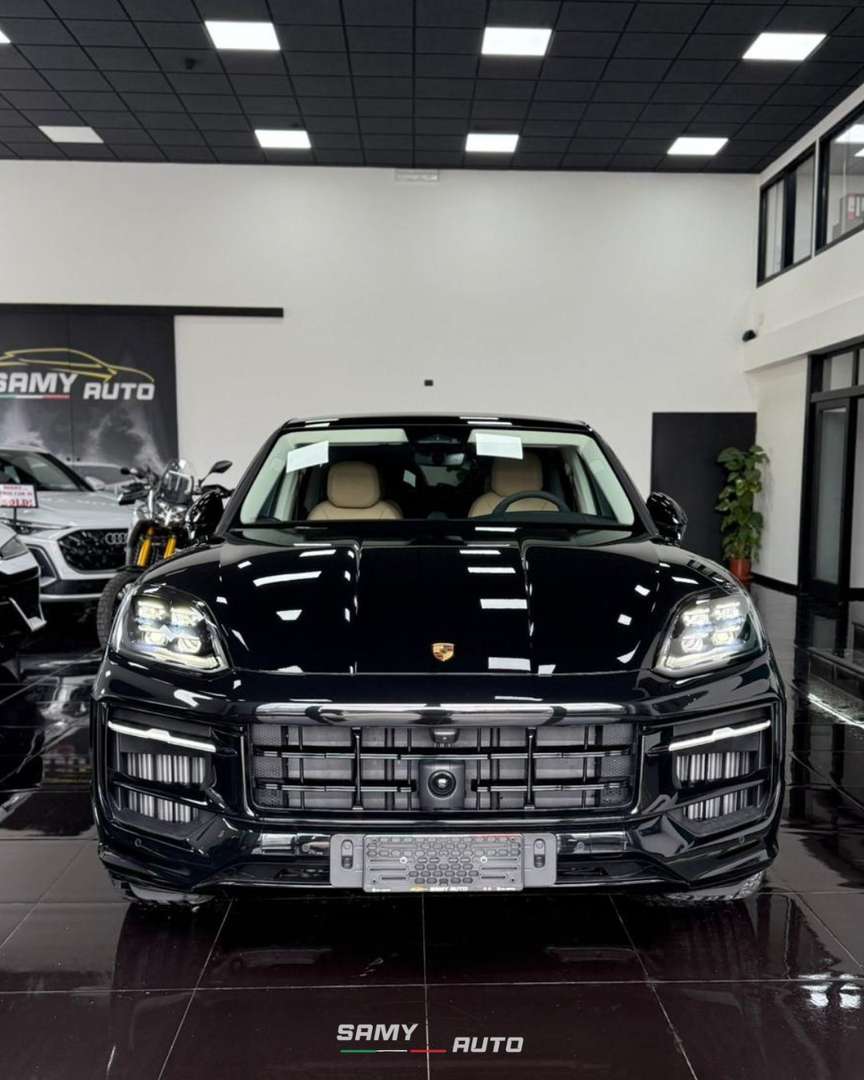 Porsche Cayenne II Coupe Black Edition E-hybrid - 2026 - Joinsteer - #1