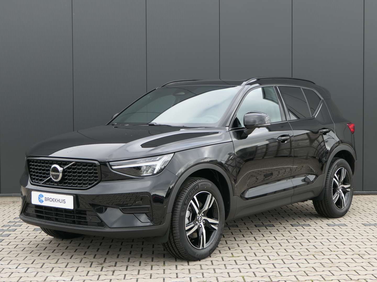 Volvo XC40 B4 Plus - 2025 - Joinsteer