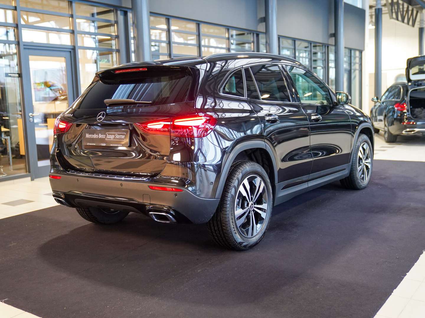 Mercedes GLA 200 Night - 2024 - Joinsteer - #2