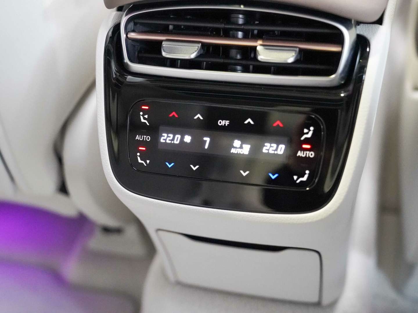 Mercedes EQS SUV 450+ AMG Line - 2023 - Joinsteer - #18