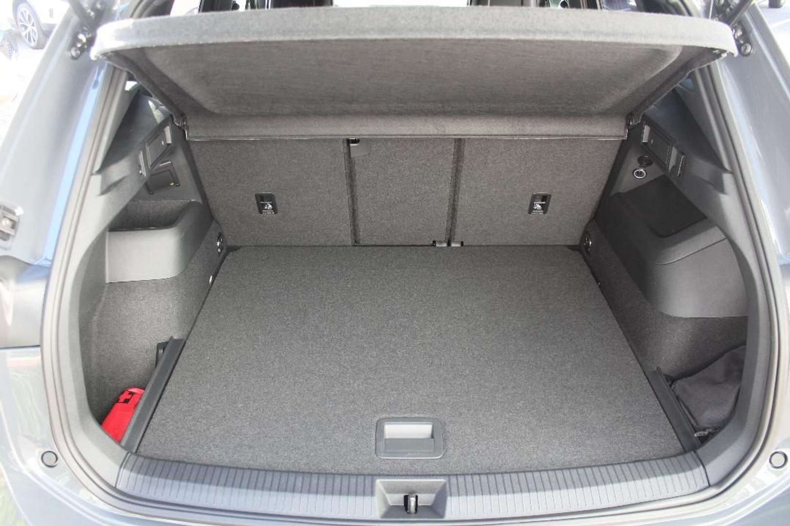 Volkswagen TIGUAN ETSI R-Line - 2025 - Joinsteer - #12