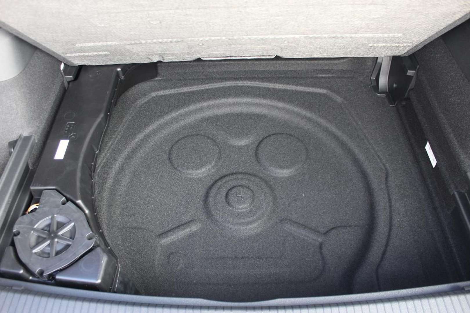 Volkswagen TIGUAN ETSI R-Line - 2025 - Joinsteer - #13